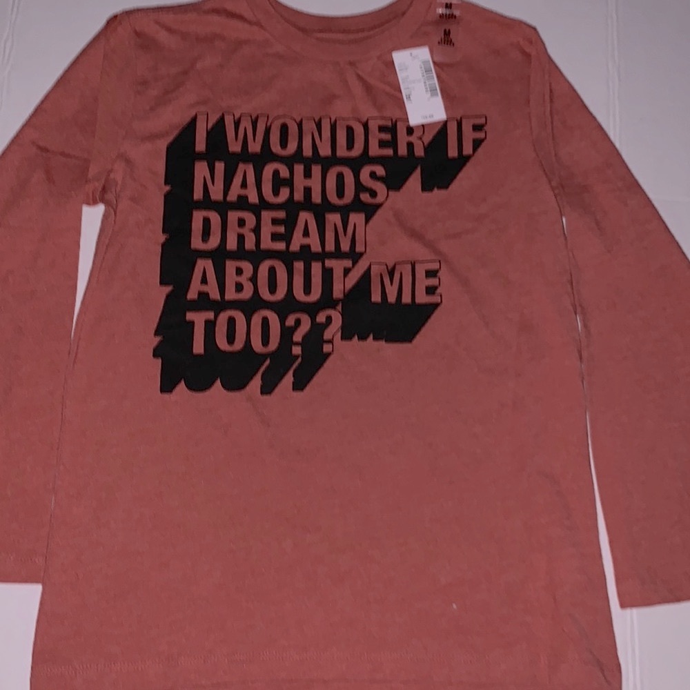 New Boy’s “I Wonder If Nachos Dream About Me Too?”Size M Graphic Long Sleeve Tee
